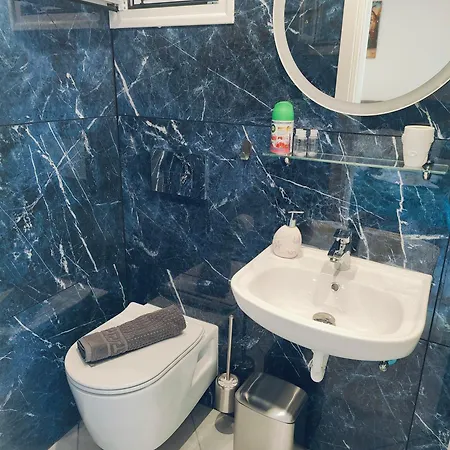 Zoi Μπενίτσες